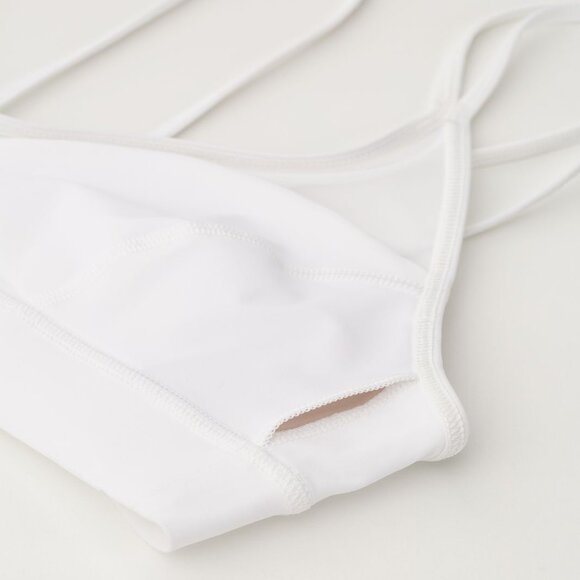 Lululemon Anew Bra Light Support, A/B Cup Size 6 - Picture 6 of 9